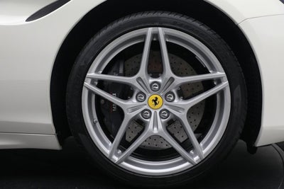 2017 Ferrari California T Base