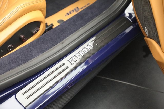 2017 Ferrari 488 Spider Base