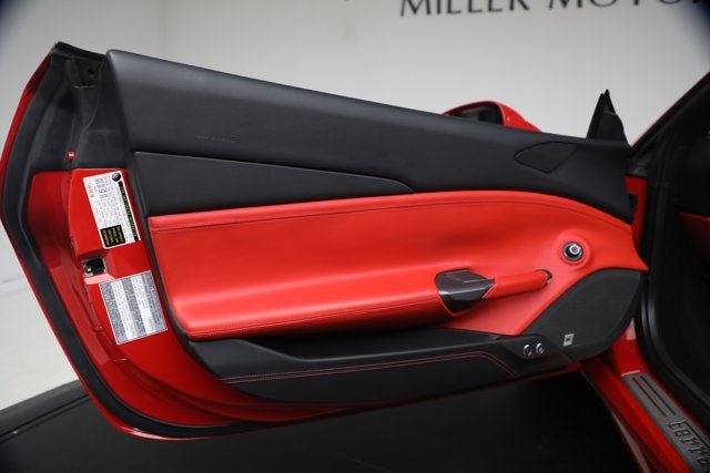2019 Ferrari 488 Spider Base