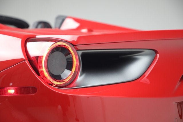 2019 Ferrari 488 Spider Base