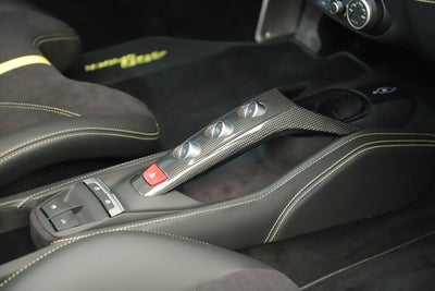 2018 Ferrari 488 Spider Base