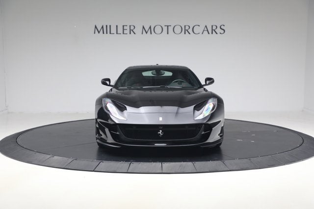2019 Ferrari 812 Superfast Base