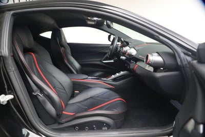 2019 Ferrari 812 Superfast Base
