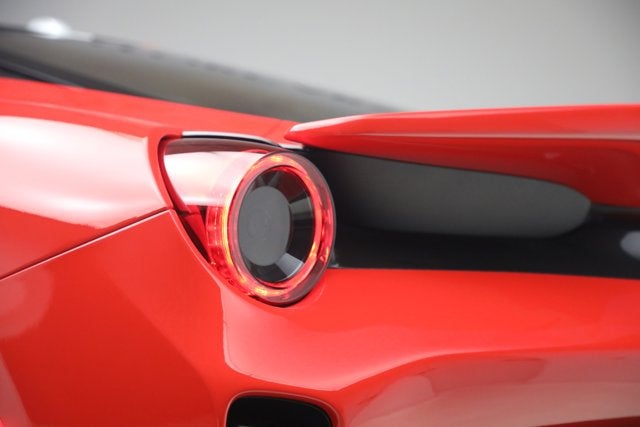 2019 Ferrari 488 Pista Base