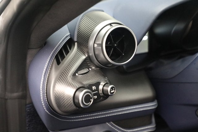 2022 Ferrari F8 Tributo Base