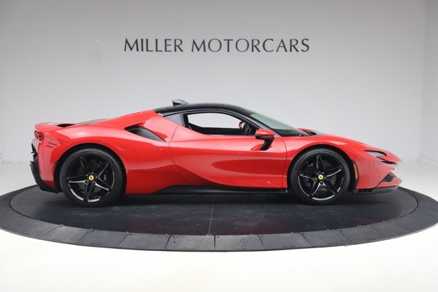 2022 Ferrari SF90 Stradale Base