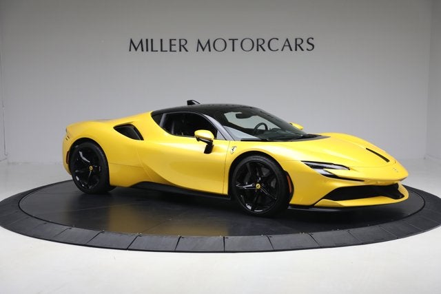 2023 Ferrari SF90 Stradale Base