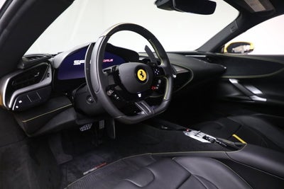 2023 Ferrari SF90 Stradale Base