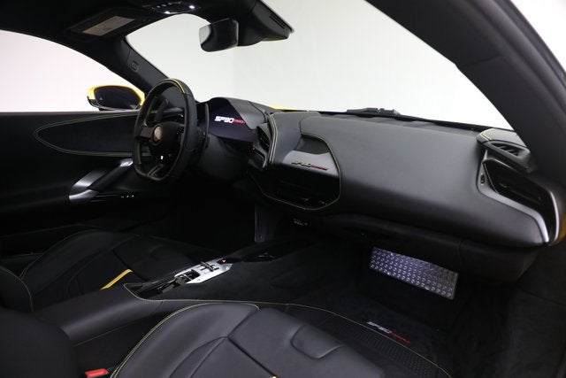 2023 Ferrari SF90 Stradale Base