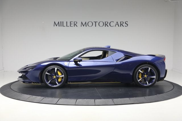 2023 Ferrari SF90 Stradale Base
