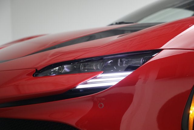 2023 Ferrari SF90 Stradale Base