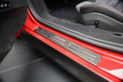 2023 Ferrari SF90 Stradale Base