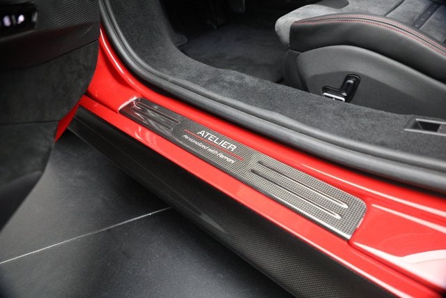 2023 Ferrari SF90 Stradale Base