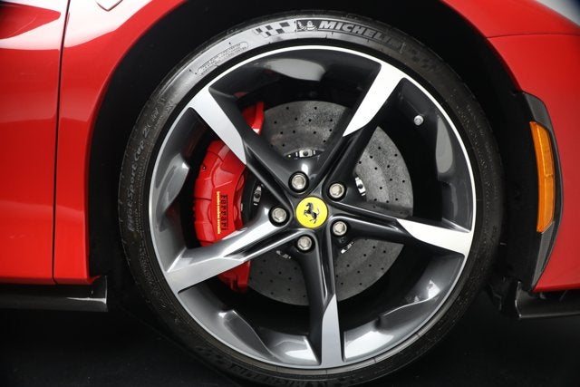 2023 Ferrari SF90 Stradale Base