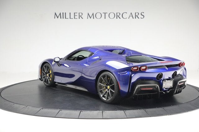 2022 Ferrari SF90 Spider Base