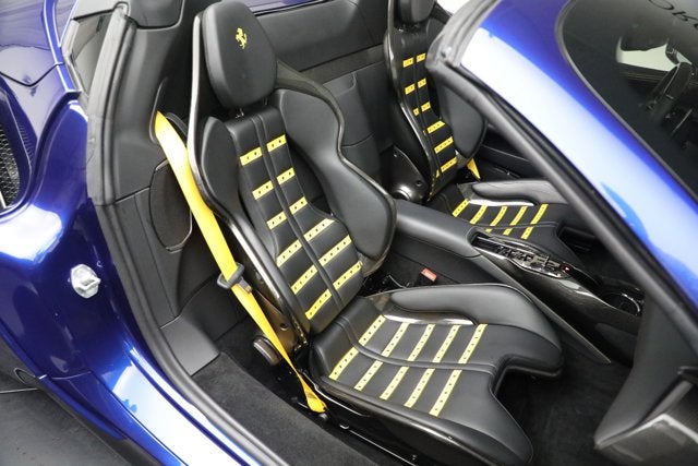 2022 Ferrari SF90 Spider Base