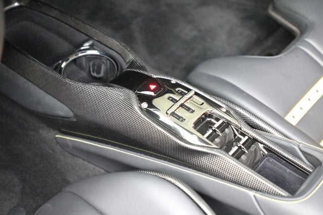 2022 Ferrari SF90 Spider Base