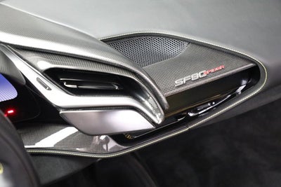 2022 Ferrari SF90 Spider Base