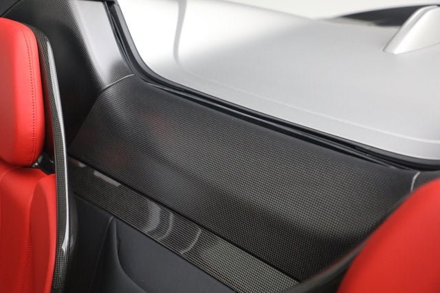 2023 Ferrari SF90 Spider Base