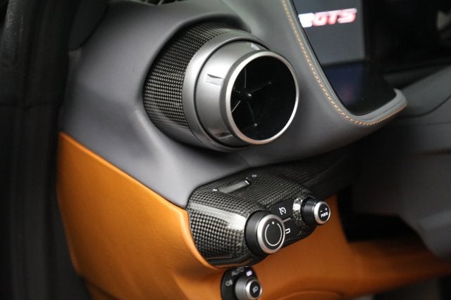 2021 Ferrari 812 GTS Base