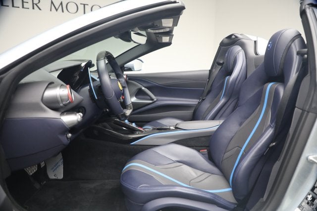 2022 Ferrari 812 GTS Base