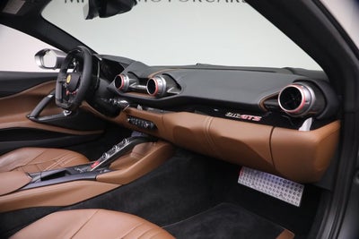 2021 Ferrari 812 GTS Base