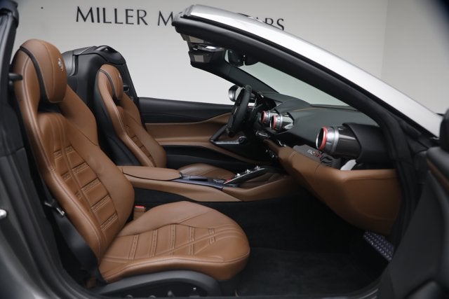 2021 Ferrari 812 GTS Base