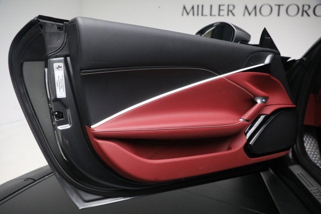 2024 Ferrari Roma Base