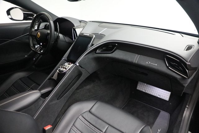 2021 Ferrari Roma Base
