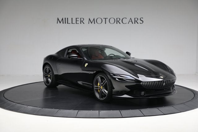 2022 Ferrari Roma Base