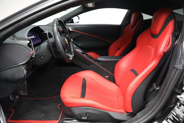 2022 Ferrari Roma Base