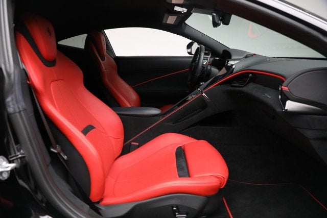 2022 Ferrari Roma Base