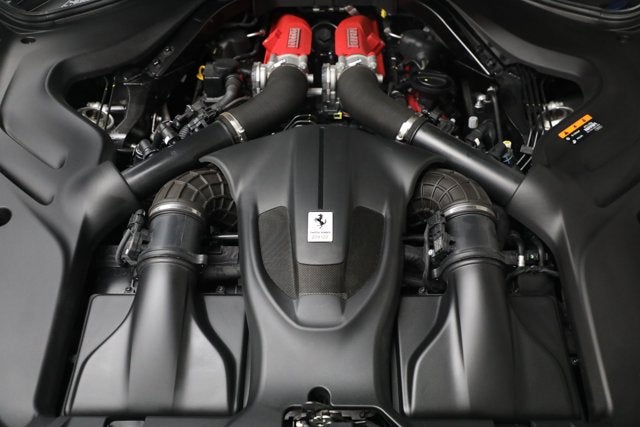 2022 Ferrari Roma Base