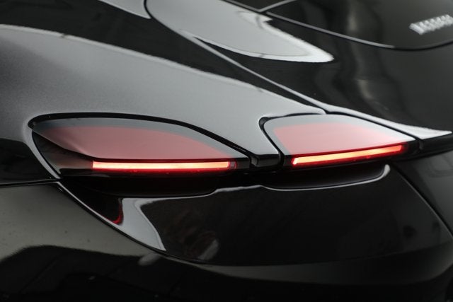 2022 Ferrari Roma Base