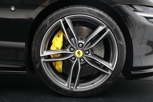 2022 Ferrari Roma Base