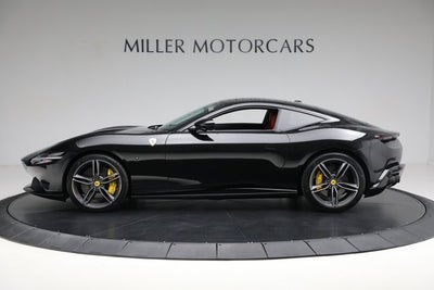 2022 Ferrari Roma Base