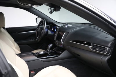 2019 Maserati Levante 