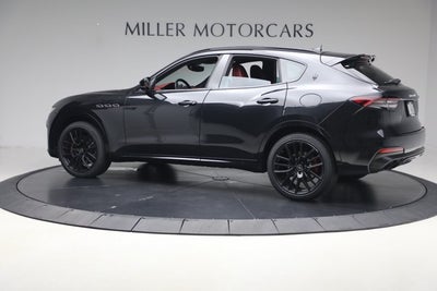 2022 Maserati Levante Modena