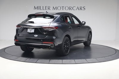 2022 Maserati Levante Modena