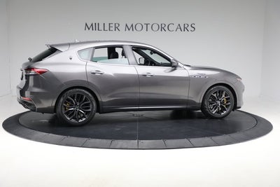 2022 Maserati Levante Modena