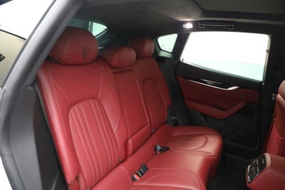 2022 Maserati Levante Modena
