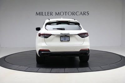 2022 Maserati Levante Modena