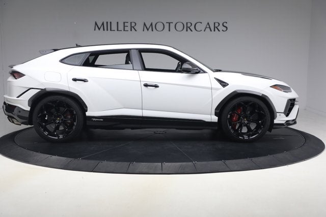 2024 Lamborghini Urus Performante