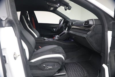 2024 Lamborghini Urus Performante