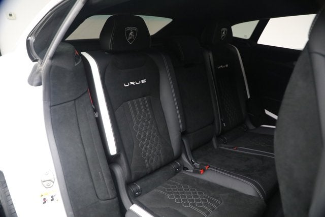 2024 Lamborghini Urus Performante