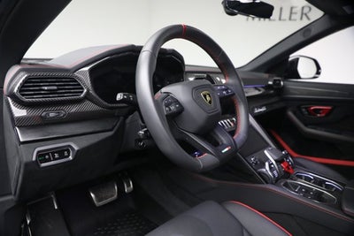 2024 Lamborghini Urus Performante