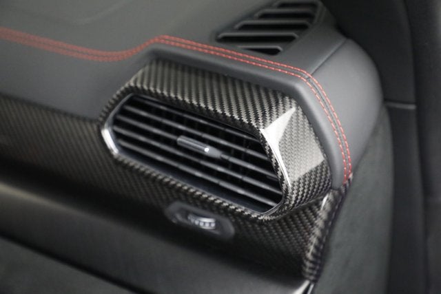 2024 Lamborghini Urus Performante