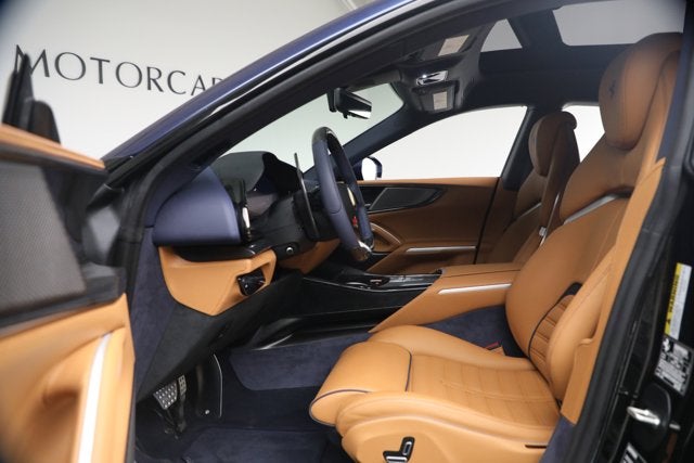 2025 Ferrari Purosangue Base