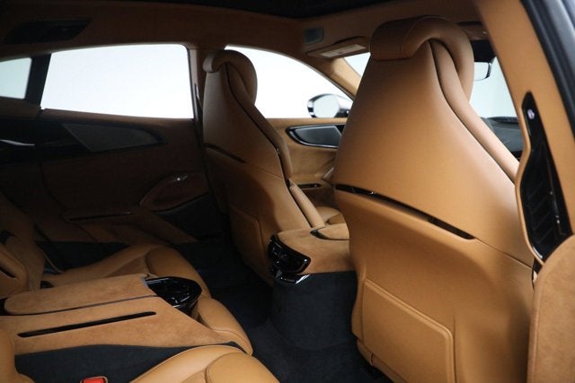 2024 Ferrari Purosangue Base