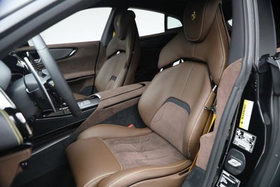 2025 Ferrari Purosangue Base